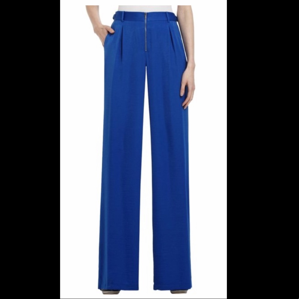 ‘Robbie’ blue BCBG pants